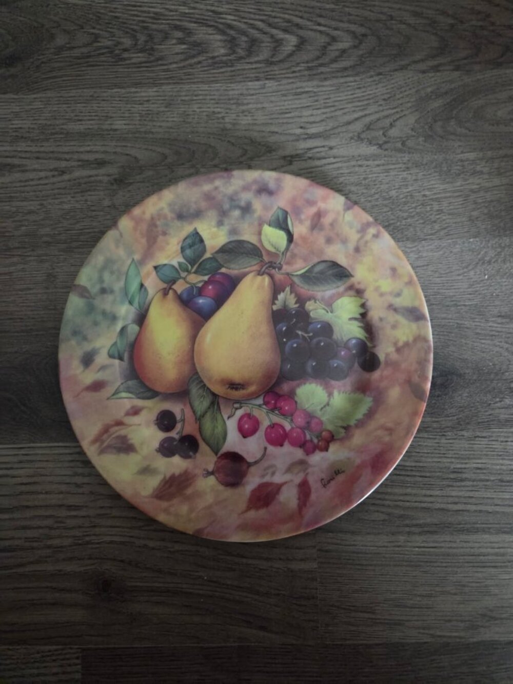 Beautiful hand painted Salad Plate 7.5 inches with pears - 1855 Email de Limoges